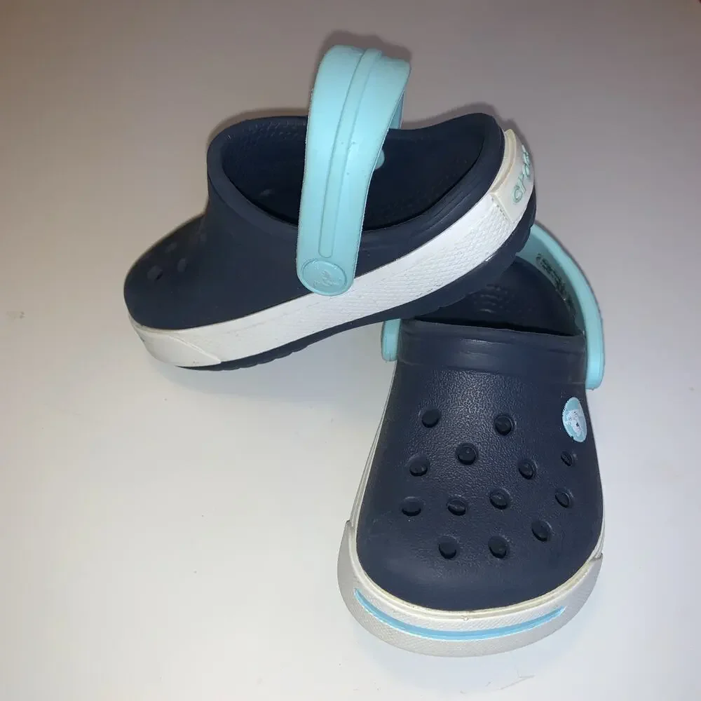 Crocs BRAND NEW Toddler 4C5 Dark Blue And White NEW